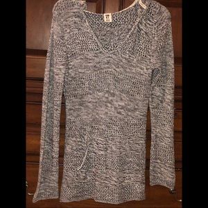 V-neck sweater with hood